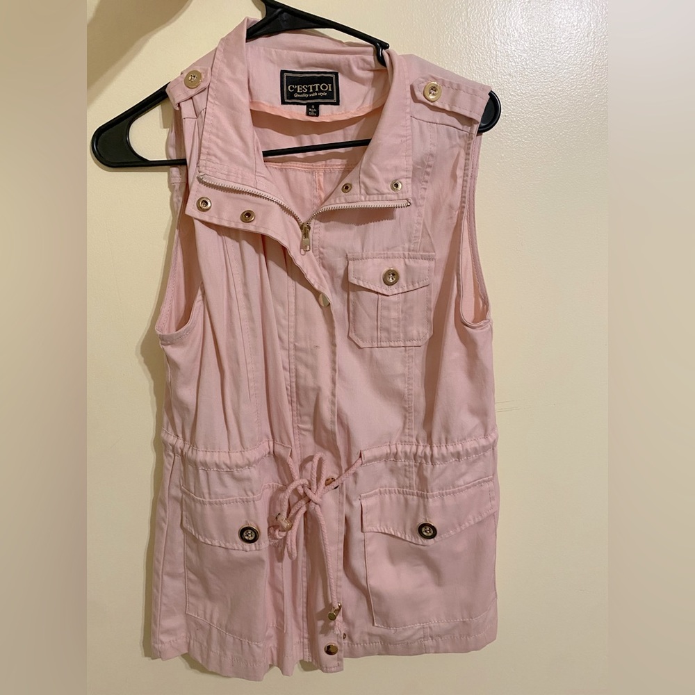 Pink buttoned vest
